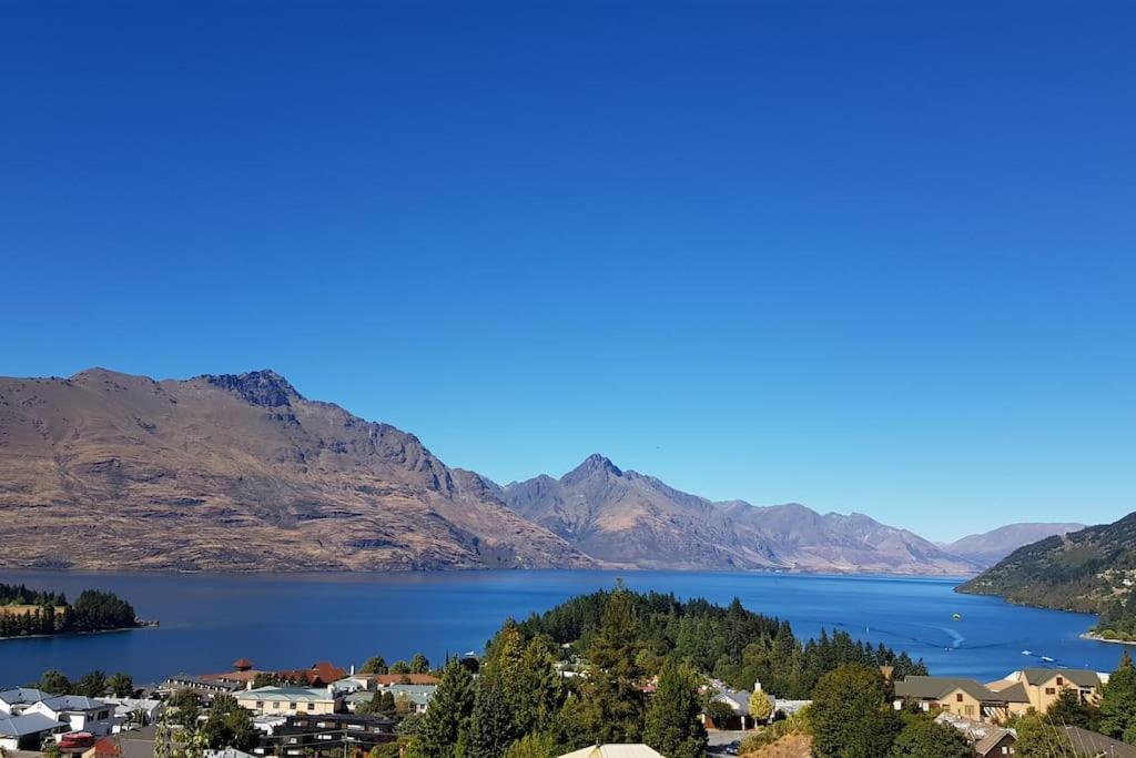 Awesome Studio - Amazing Mountain & Lake Views Κουίνσταουν Εξωτερικό φωτογραφία